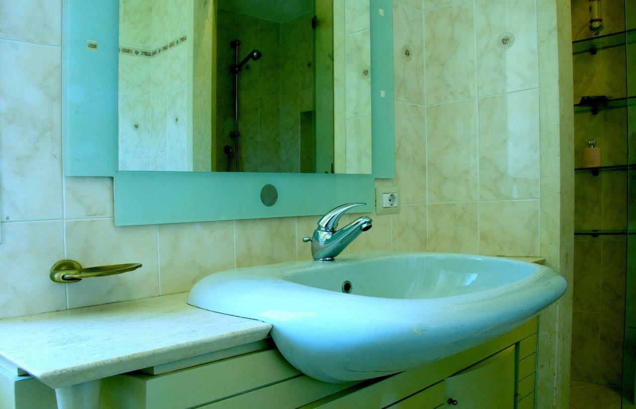 נואורו La Casa Di Boz B&B מראה חיצוני תמונה