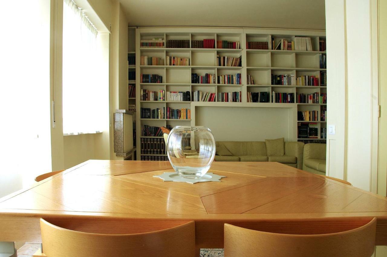 נואורו La Casa Di Boz B&B מראה חיצוני תמונה